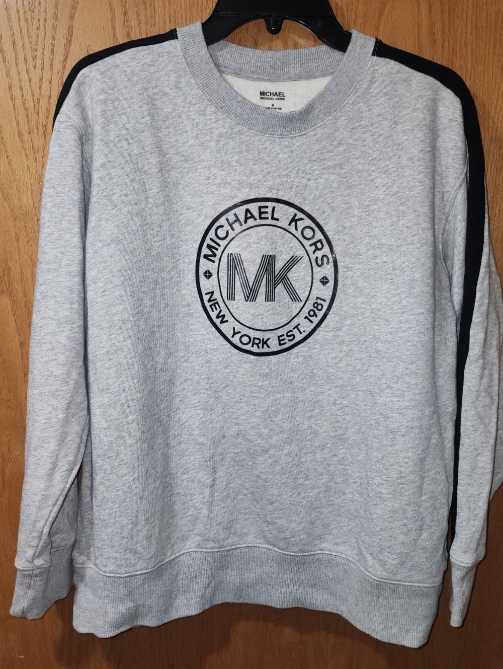 Michael Kors Grey Logo Crewneck Sweatshirt Medium - Picture 2 of 9